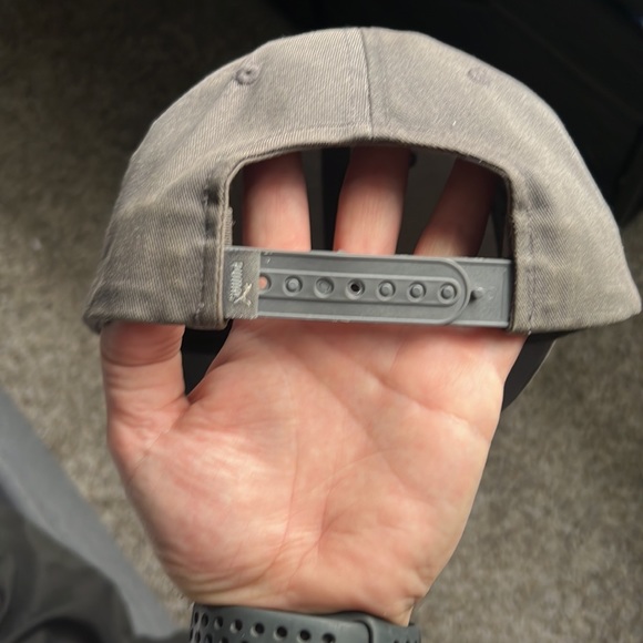 Puma SnapBack hat - Picture 2 of 3
